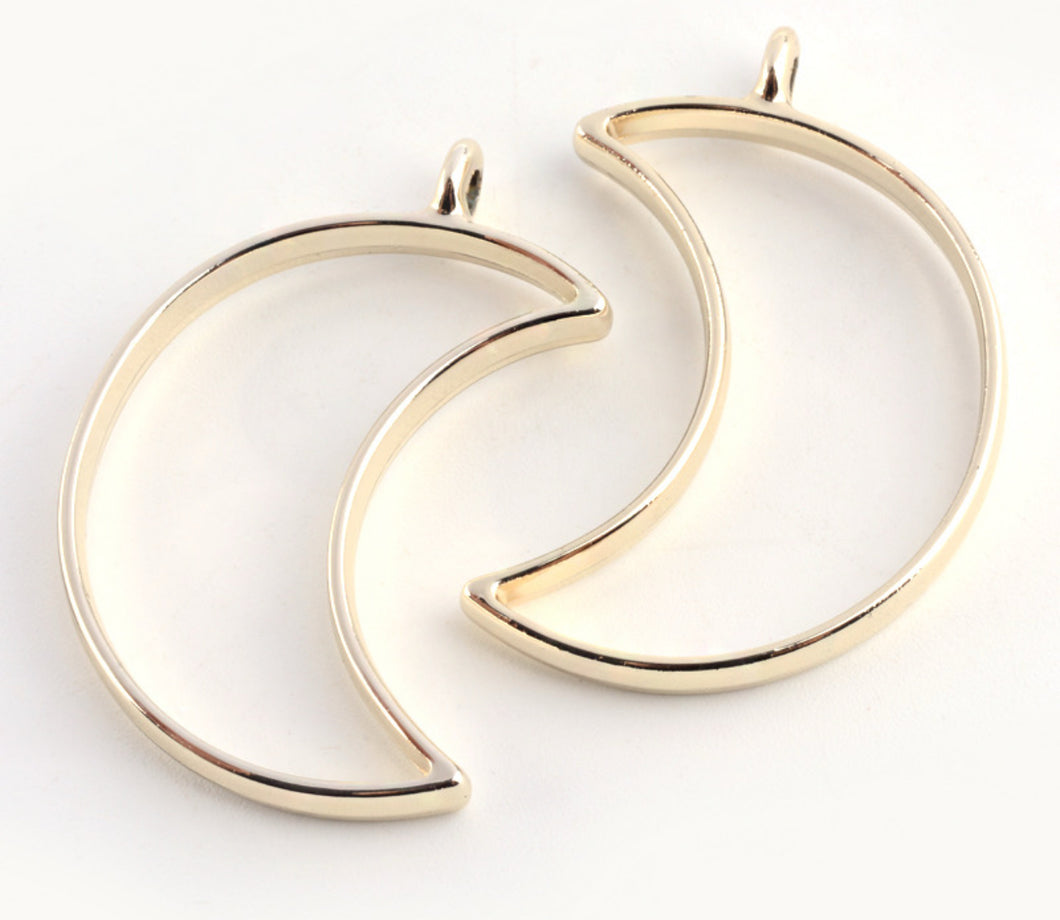 Moon Bezel Pendant